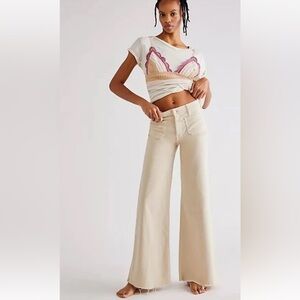 MOTHER The Patch Pocket Roller Chalk Fray Jeans Size 29 $288 Cream Wide Leg